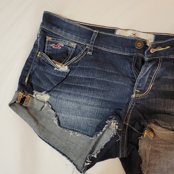 Hollister Medium Wash Denim Jean Shorts - Picture 6 of 11